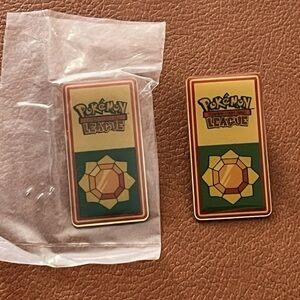 Vintage 1999 Pokémon Thunder Pin – Official Nintendo Game League Badge
